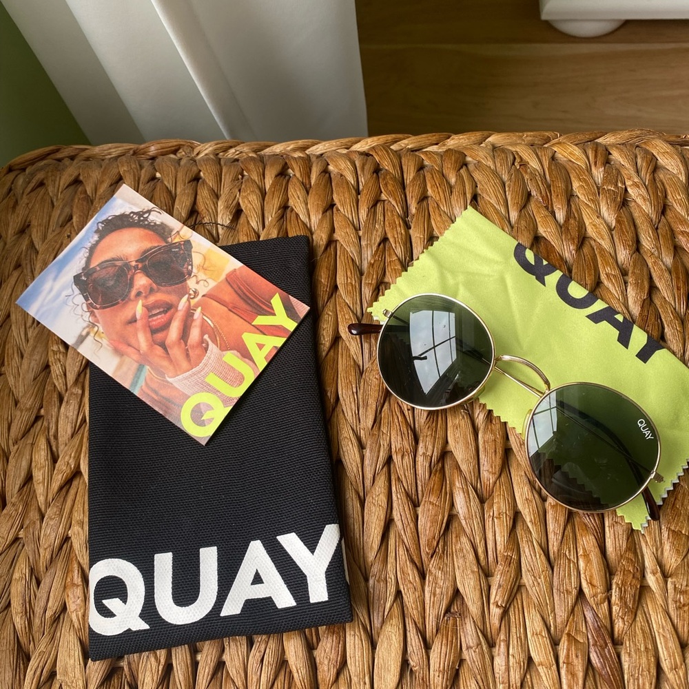 Quay sunglasses talk back circles sunglasses
